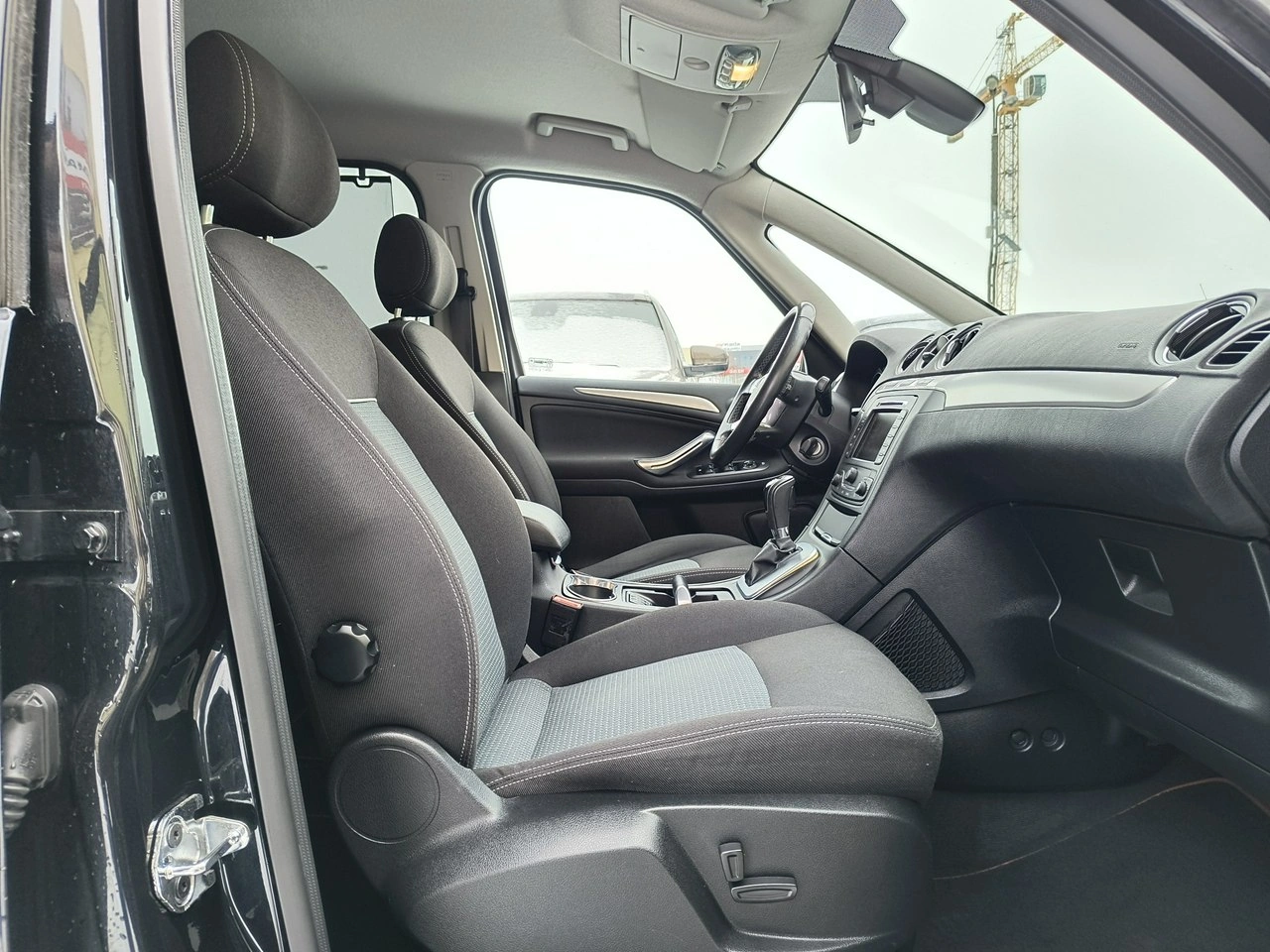 Ford Galaxy - Zdjęcie 14