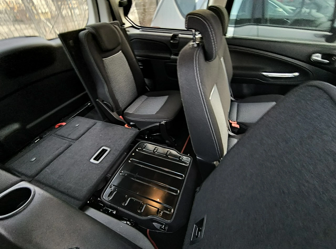 Ford Galaxy - Zdjęcie 25