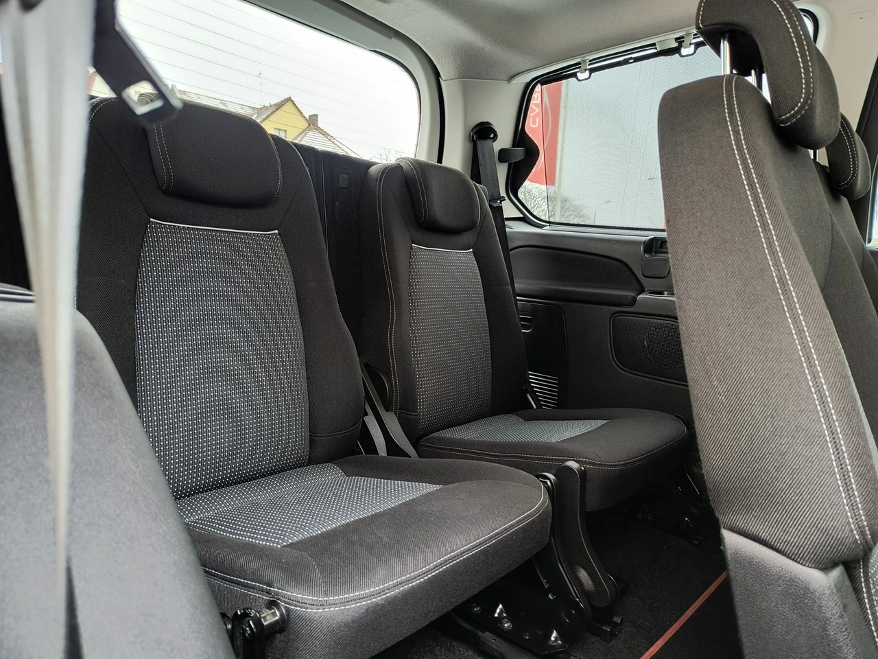 Ford Galaxy - Zdjęcie 25