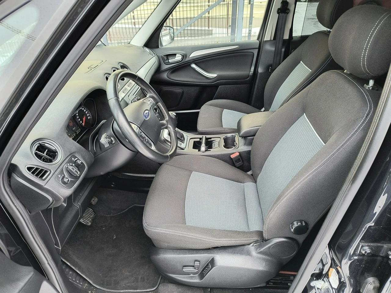 Ford Galaxy - Zdjęcie 8