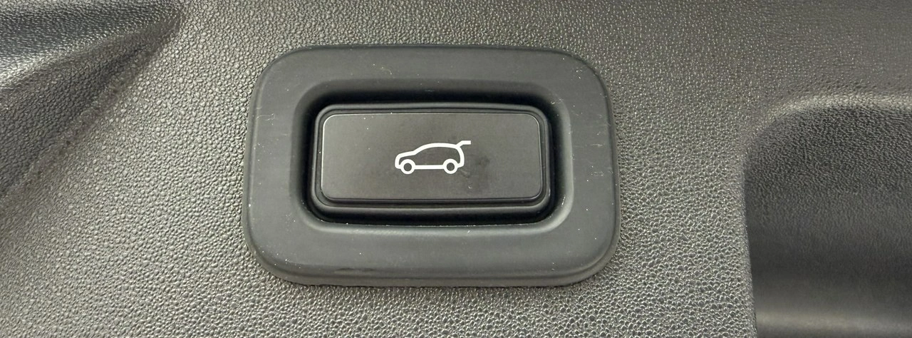 Land Rover Discovery Sport - Zdjęcie 31