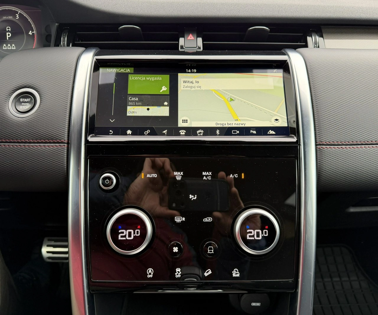 Land Rover Discovery Sport - Zdjęcie 23