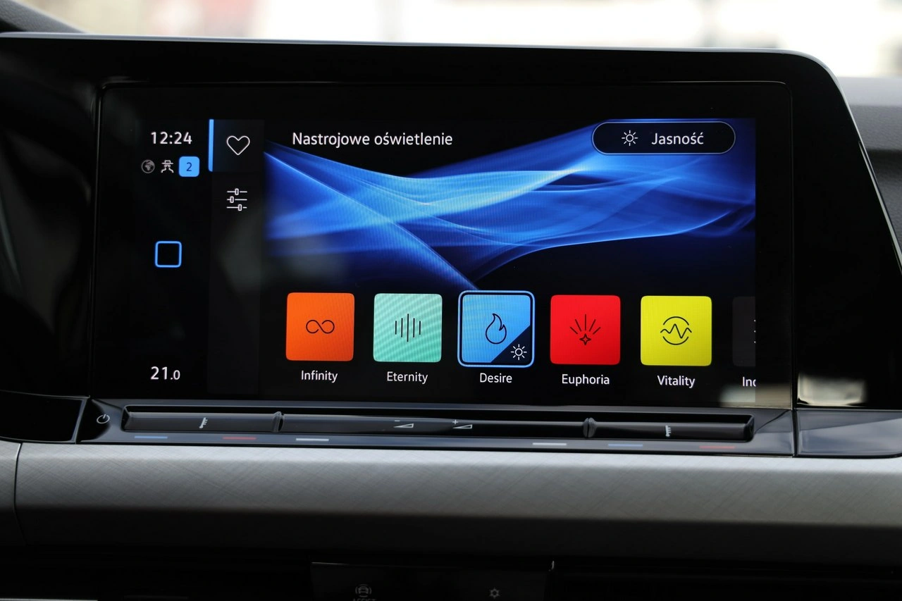 Volkswagen Golf - Zdjęcie 18