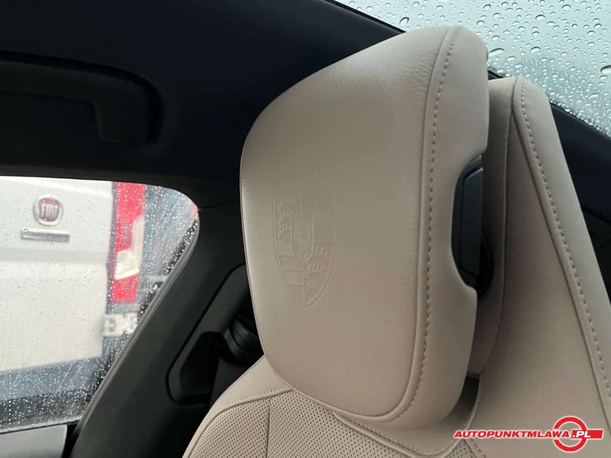 Porsche Taycan - Zdjęcie 14