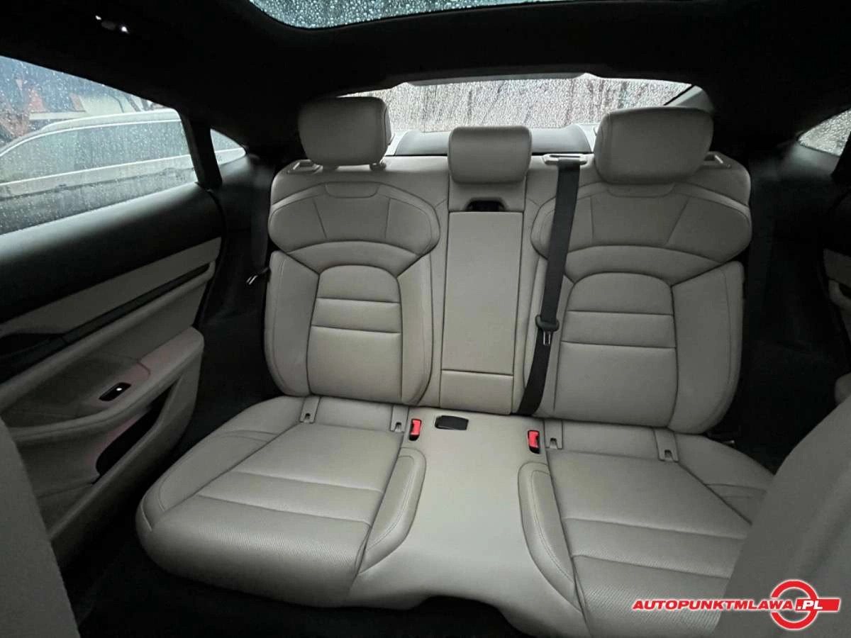 Porsche Taycan - Zdjęcie 8