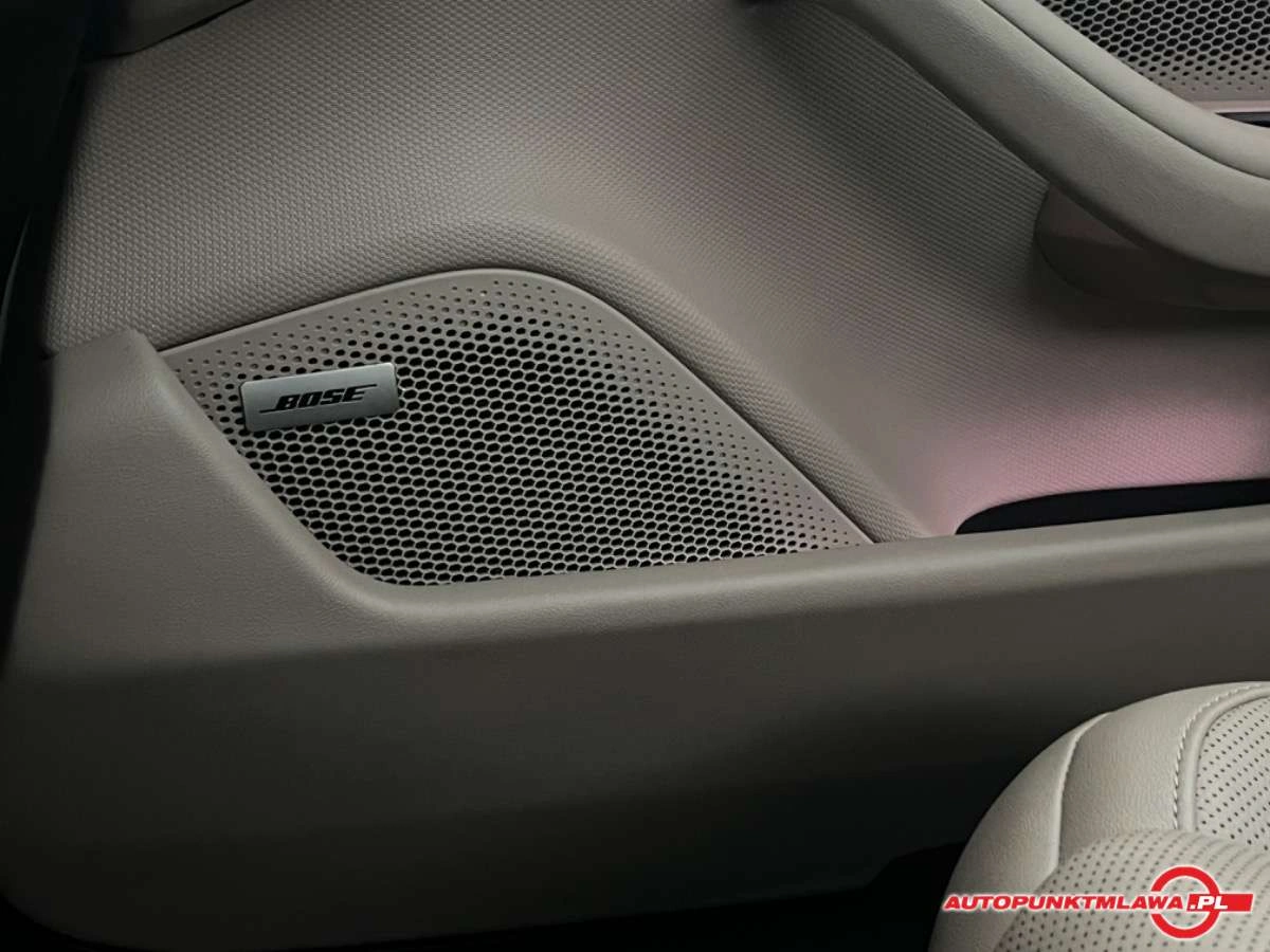 Porsche Taycan - Zdjęcie 16