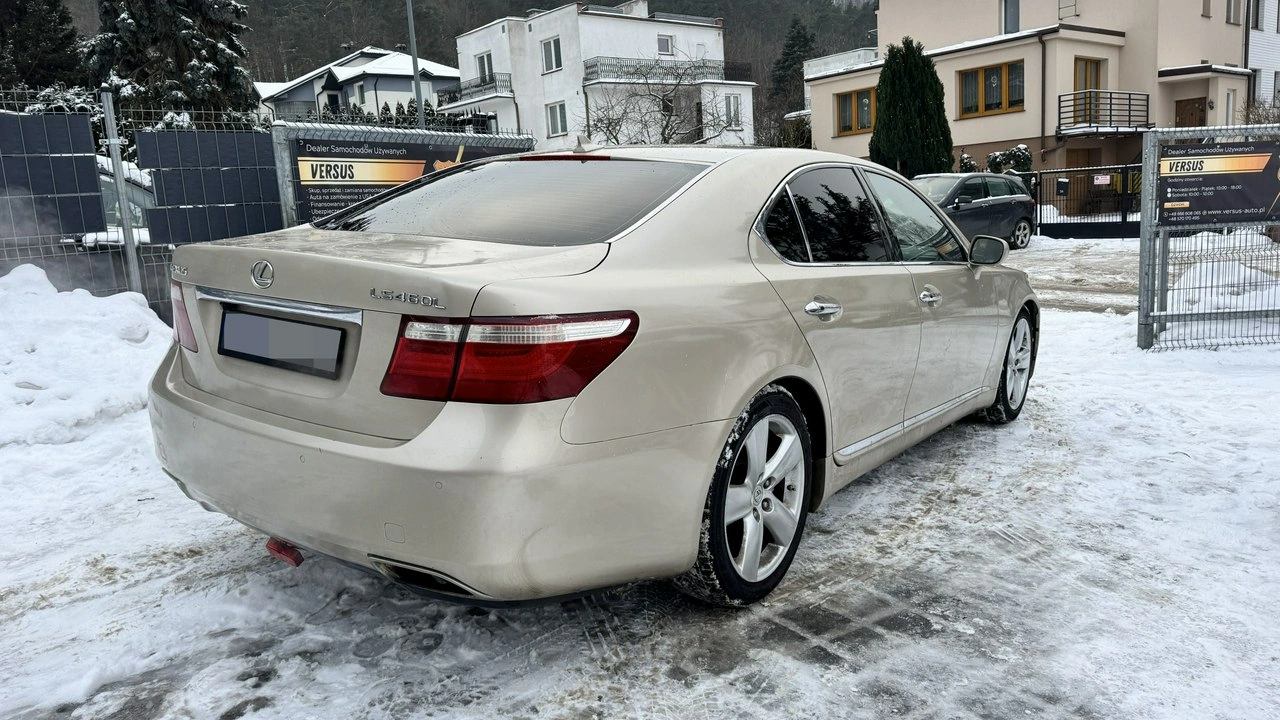 Lexus LS - Zdjęcie 3