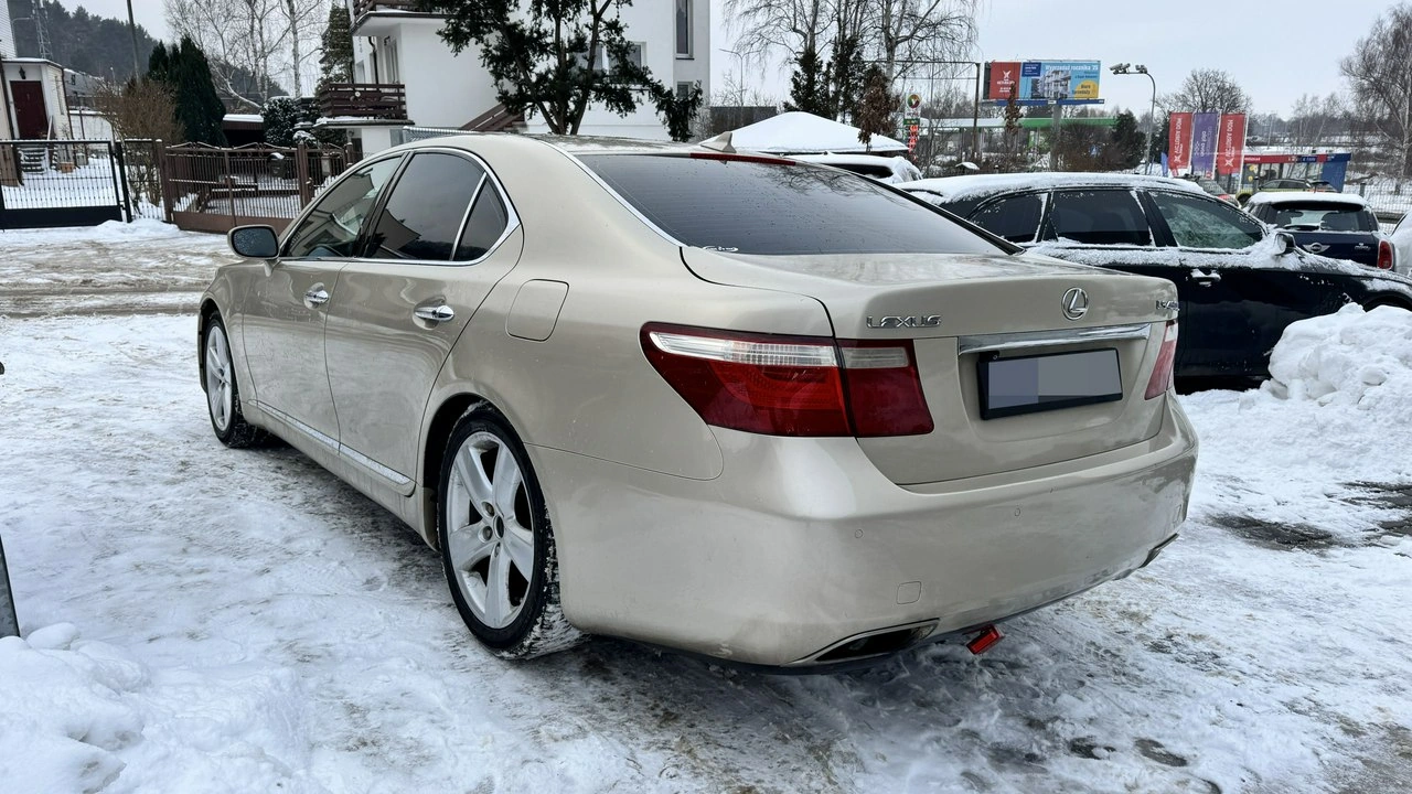 Lexus LS - Zdjęcie 5