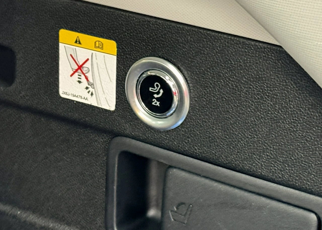 Ford Focus - Zdjęcie 24