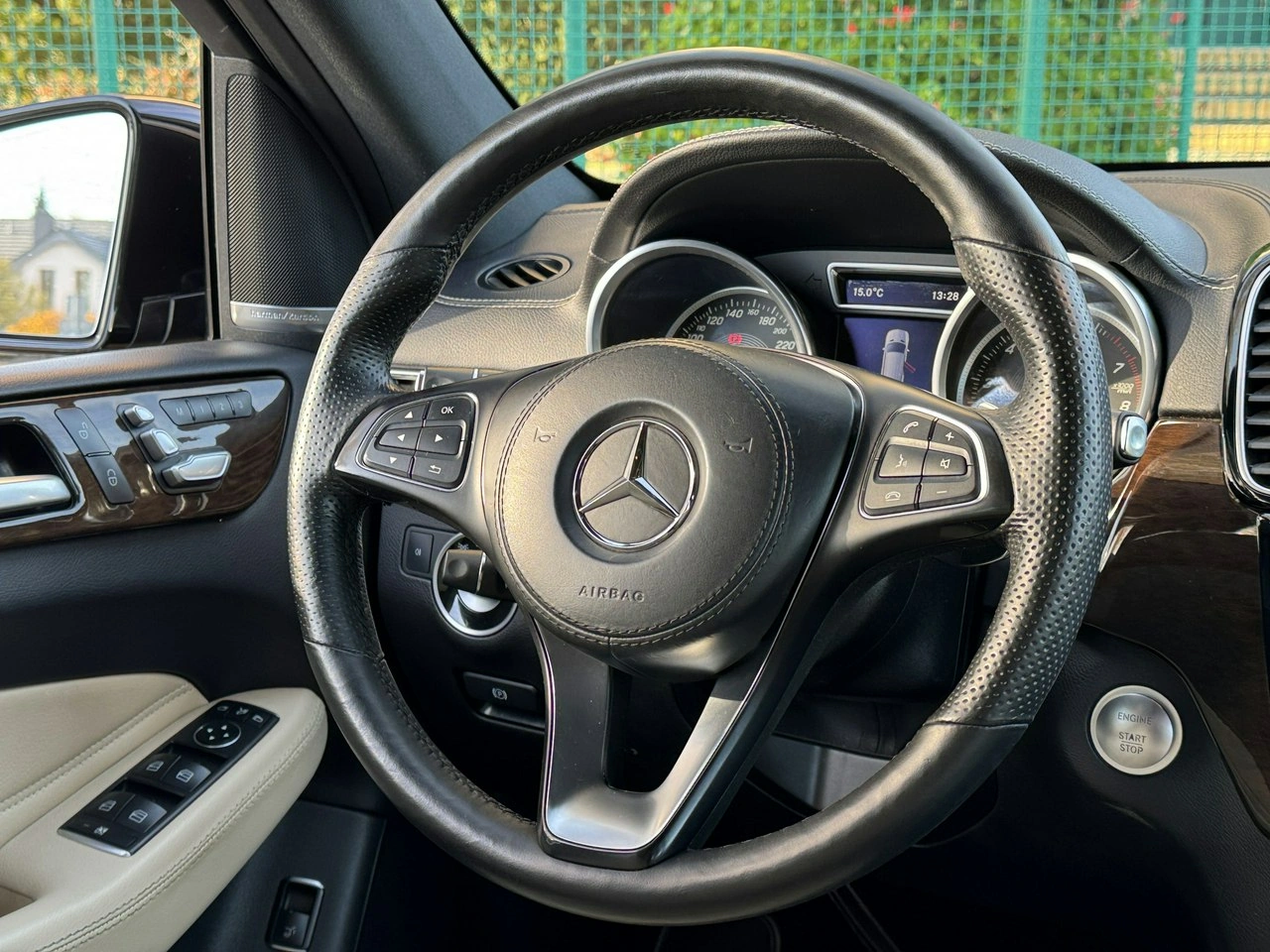 Mercedes GLS Klasa - Zdjęcie 26