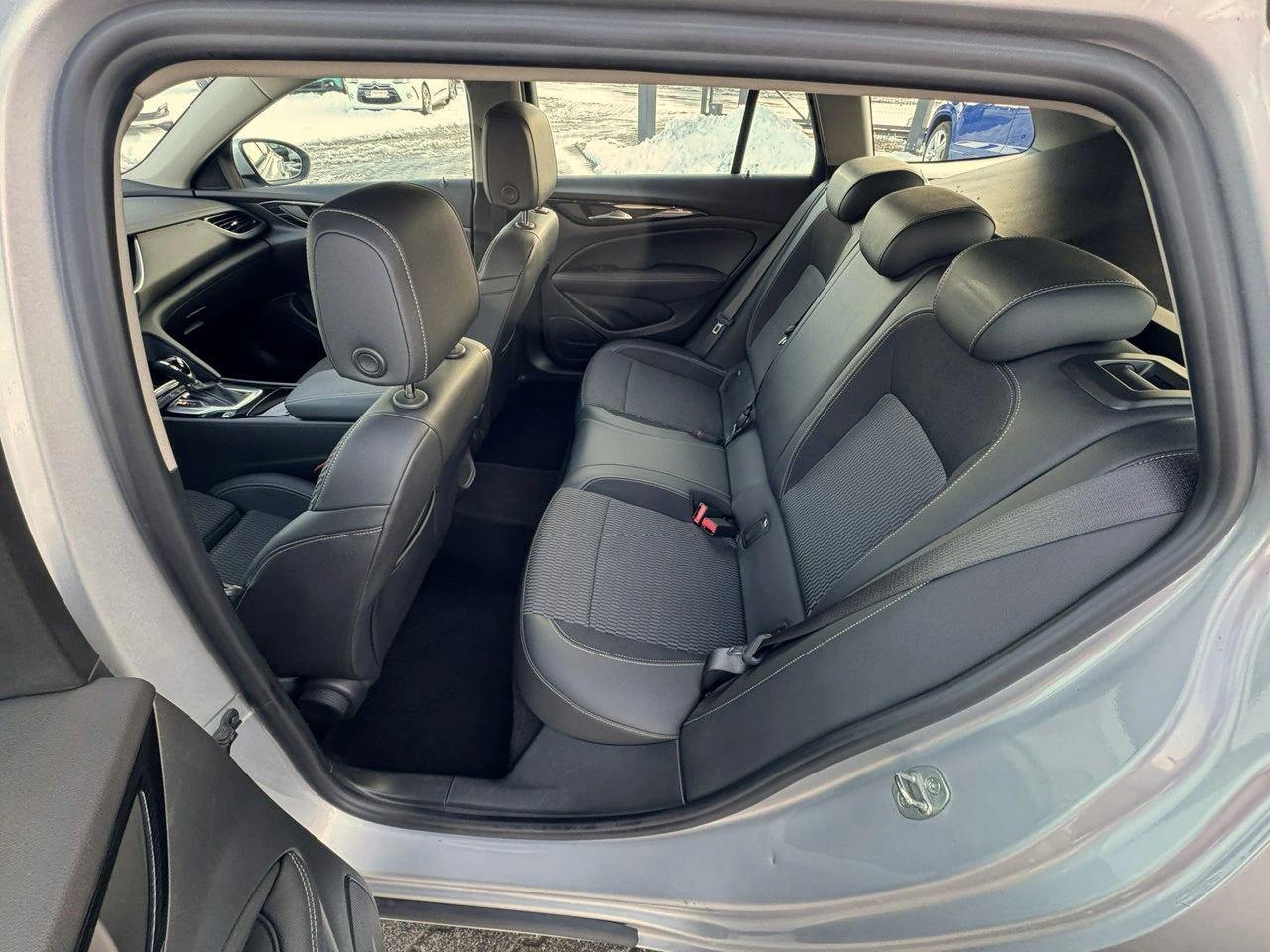 Opel Insignia - Zdjęcie 16