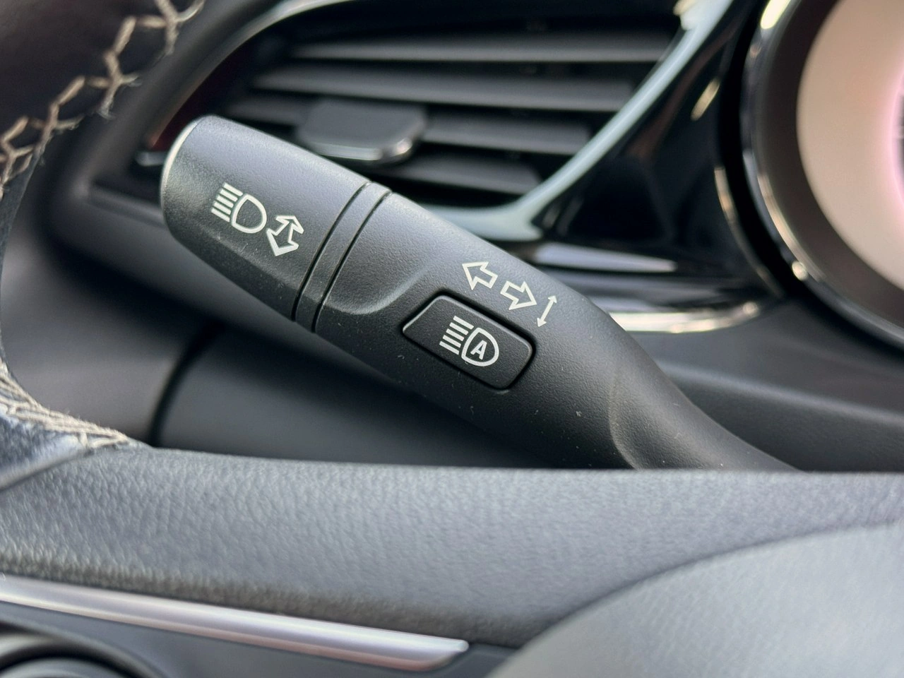 Opel Insignia - Zdjęcie 24