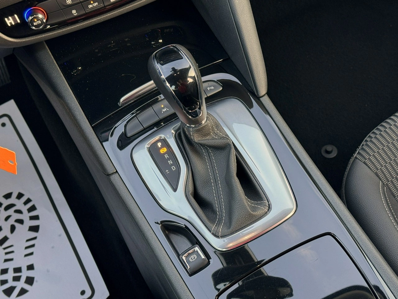 Opel Insignia - Zdjęcie 30