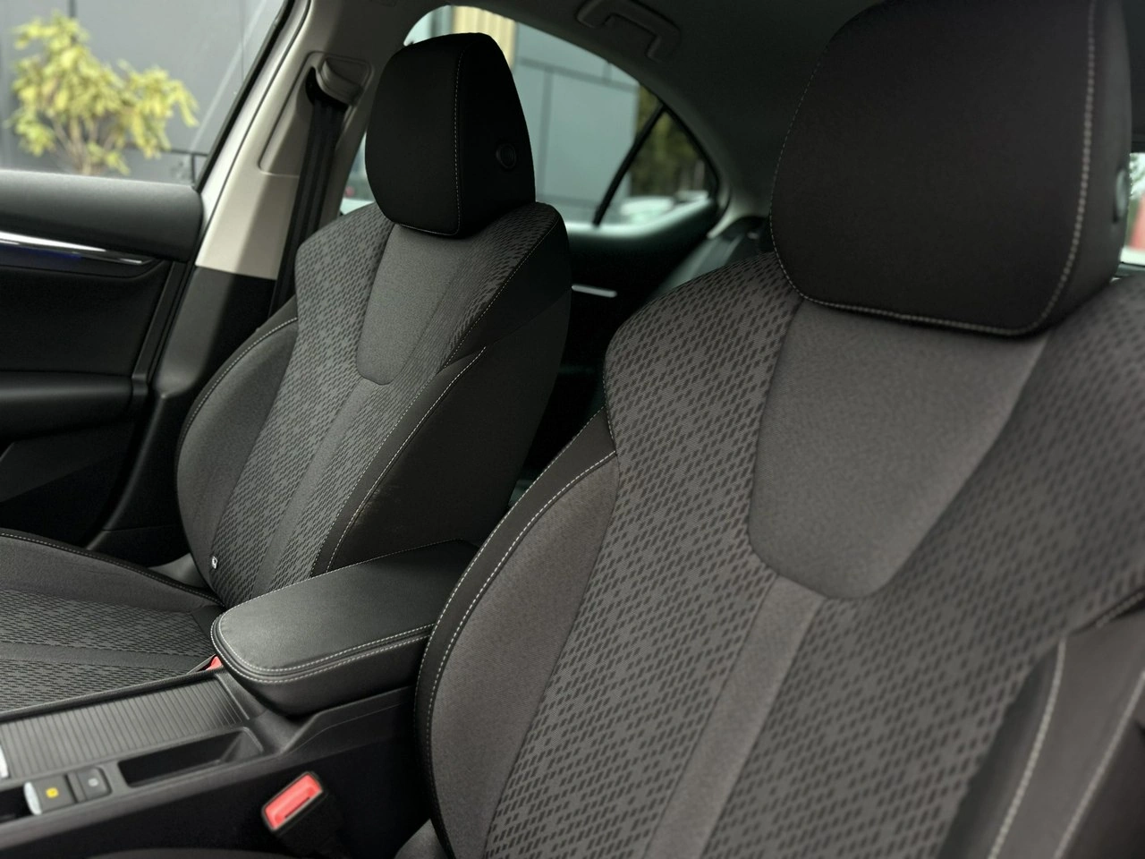 Skoda Octavia - Zdjęcie 9