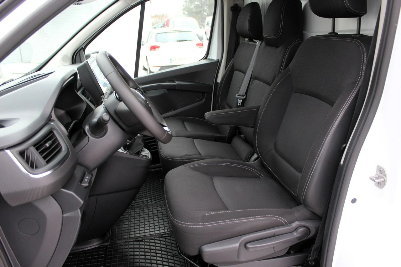 Renault Trafic - Zdjęcie 12
