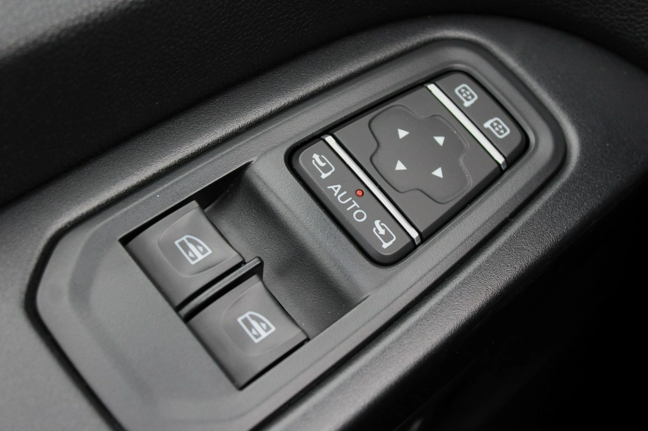 Renault Trafic - Zdjęcie 24