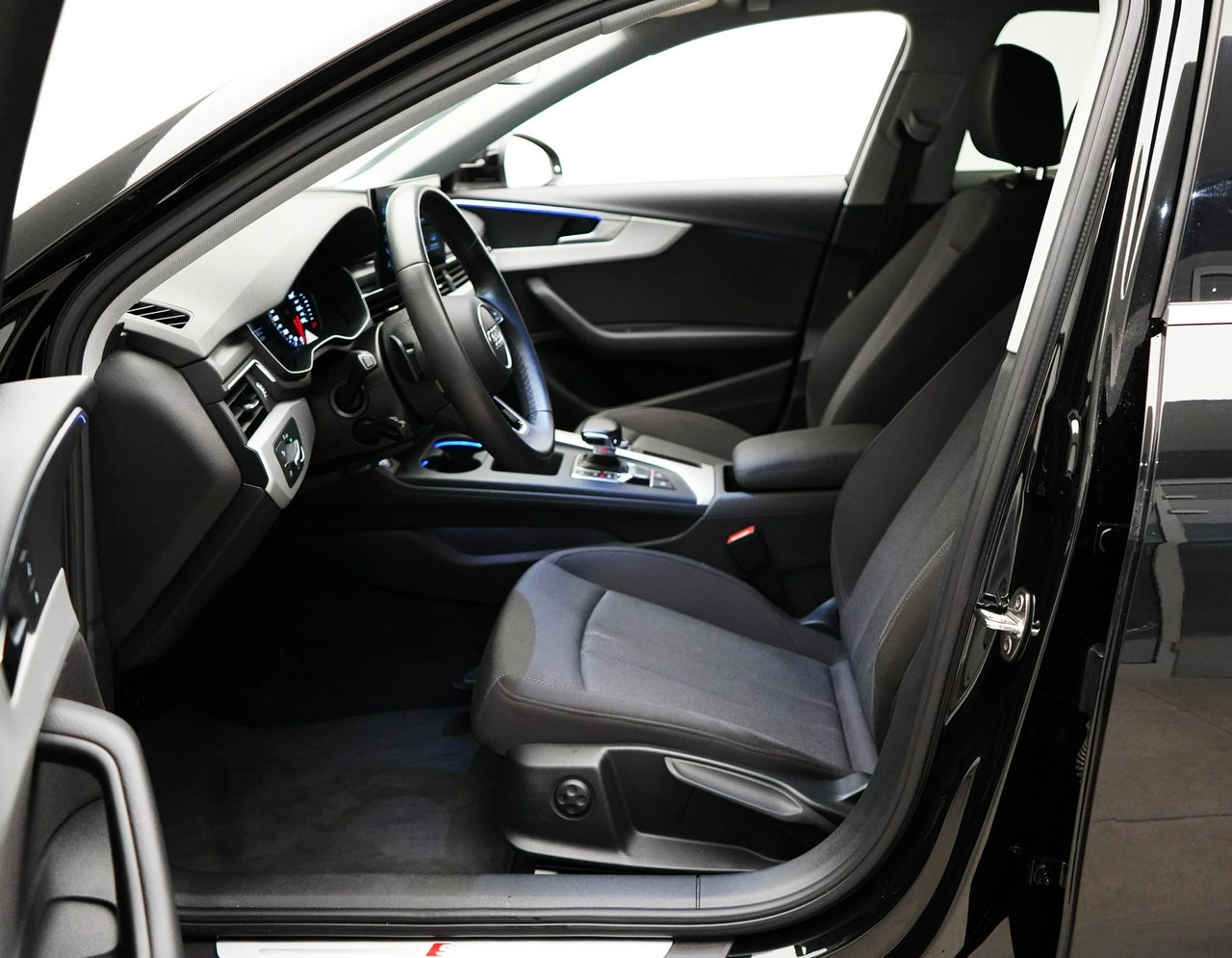 Audi A4 - Zdjęcie 12