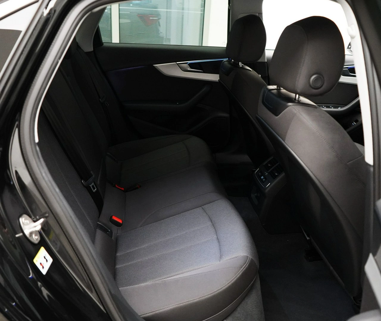 Audi A4 - Zdjęcie 18