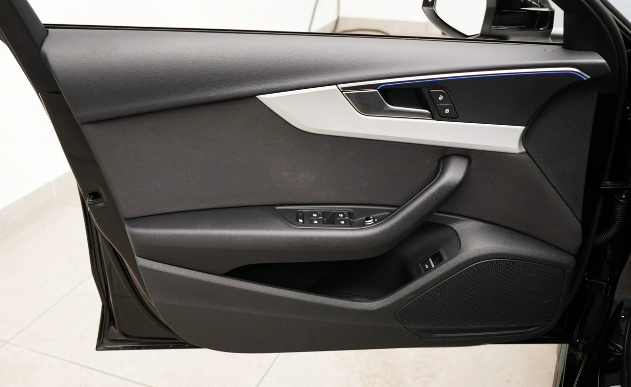 Audi A4 - Zdjęcie 19