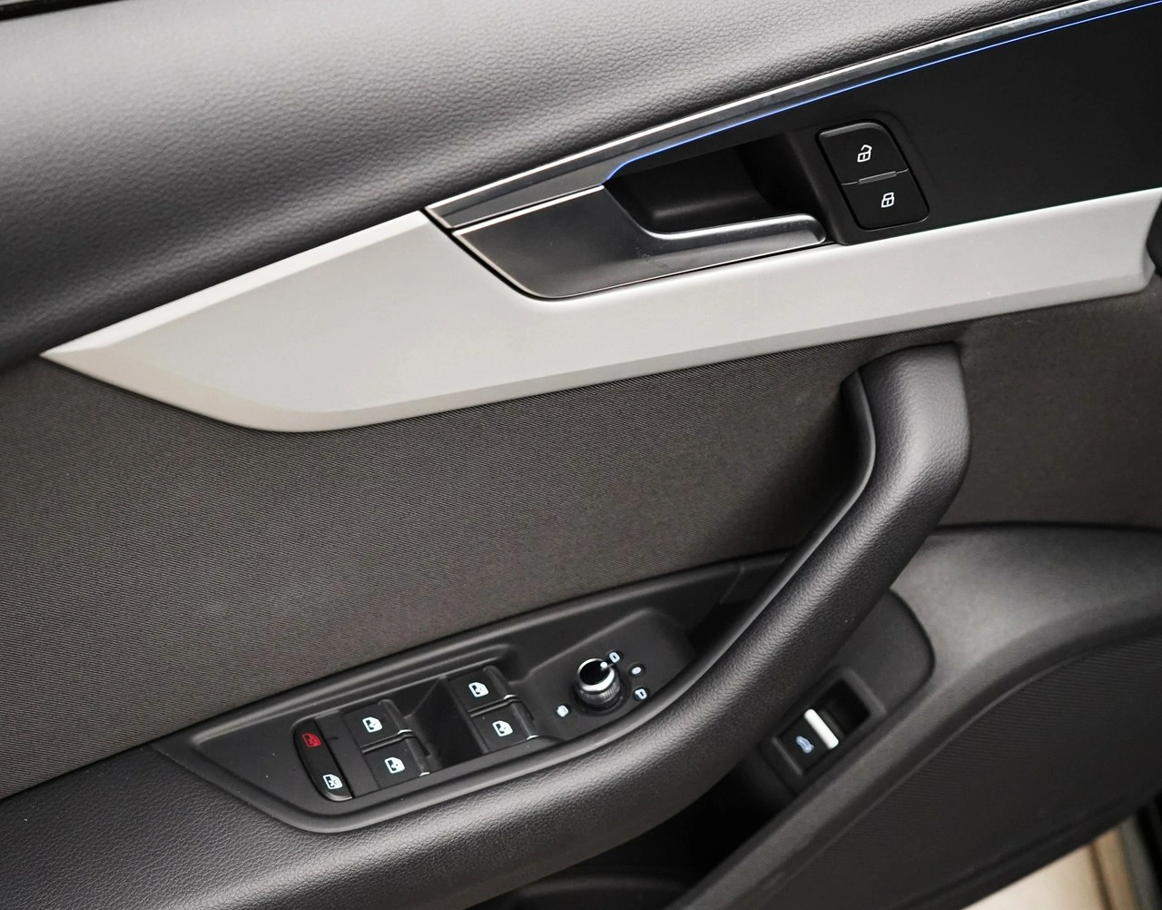 Audi A4 - Zdjęcie 20