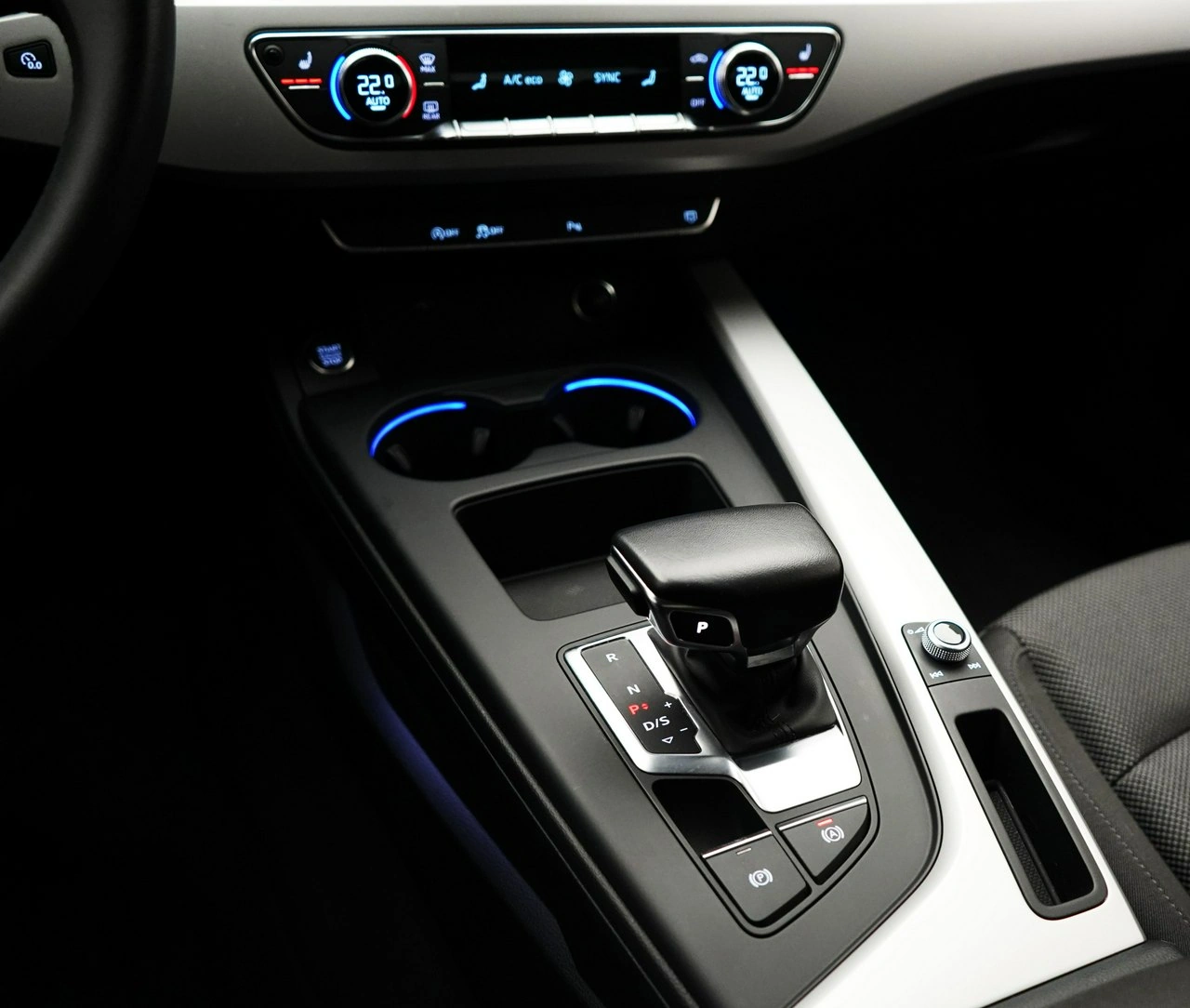 Audi A4 - Zdjęcie 24