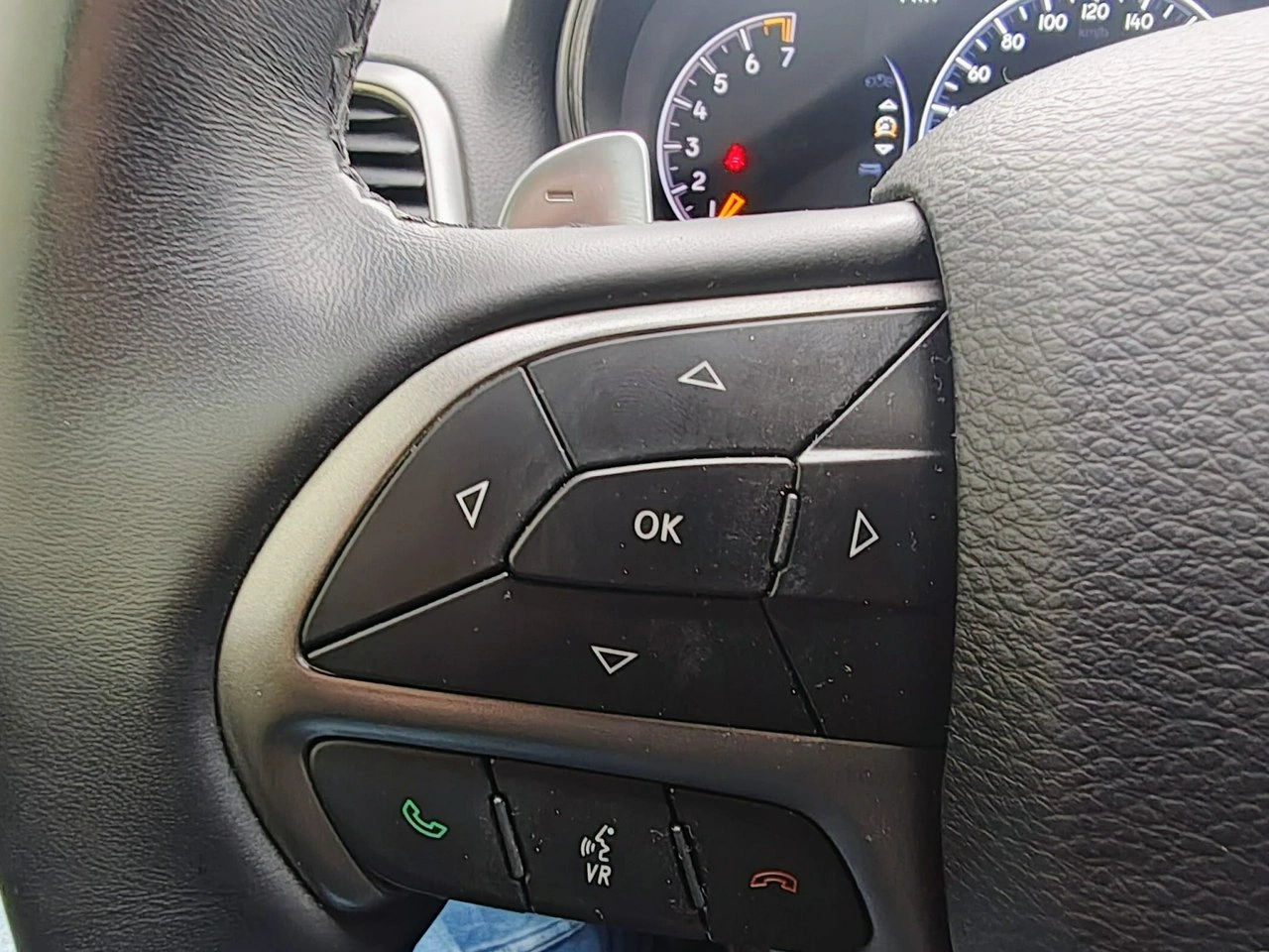 Jeep Grand Cherokee - Zdjęcie 9