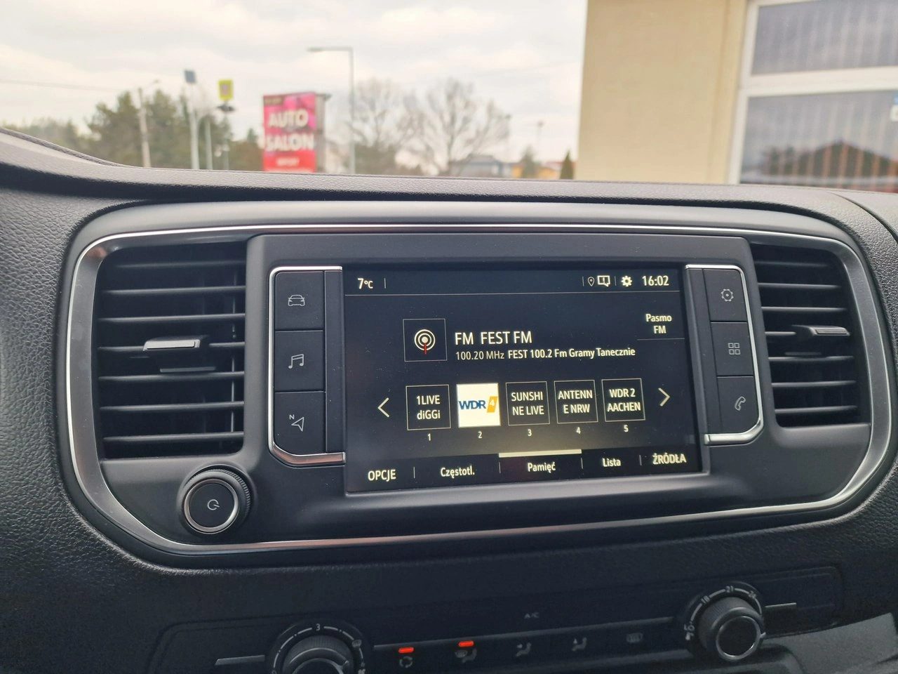 Opel Vivaro - Zdjęcie 22