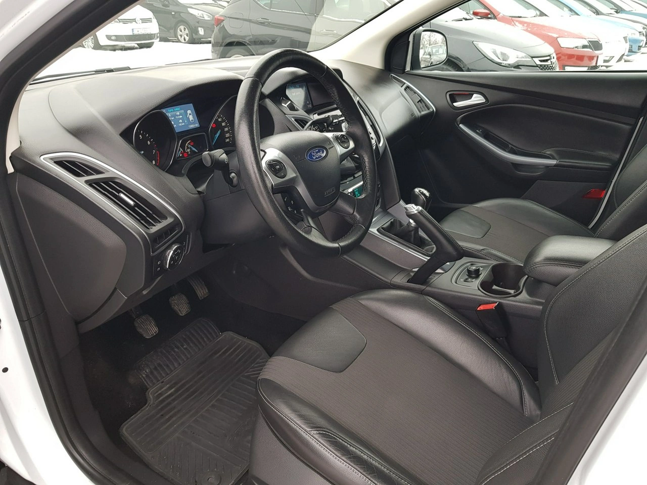 Ford Focus - Zdjęcie 9