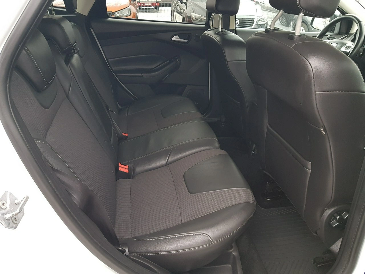 Ford Focus - Zdjęcie 15