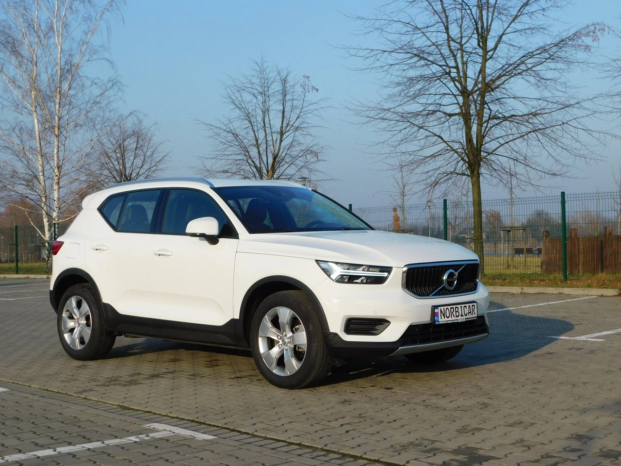 Volvo XC 40 - Zdjęcie 2