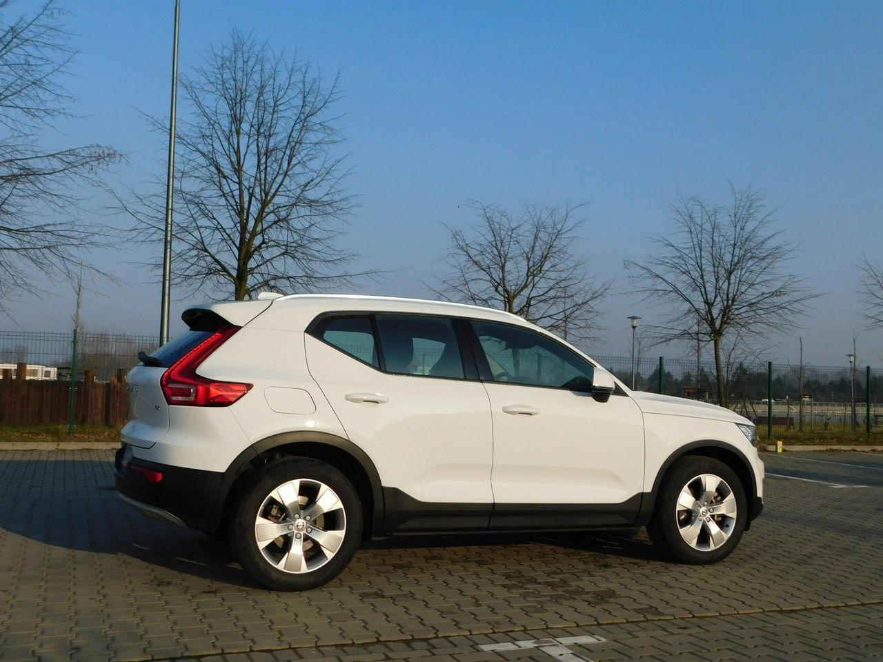 Volvo XC 40 - Zdjęcie 3