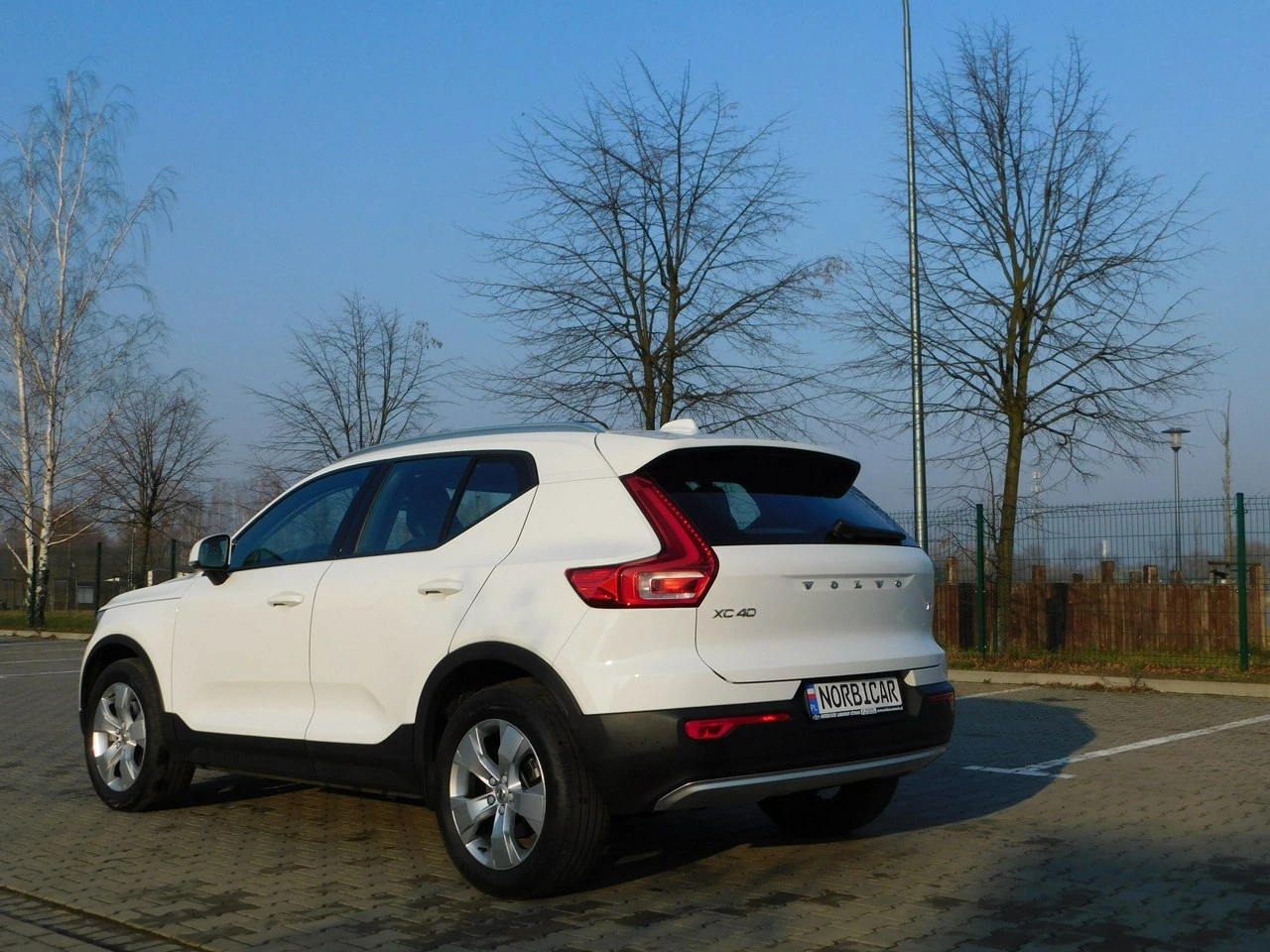 Volvo XC 40 - Zdjęcie 4