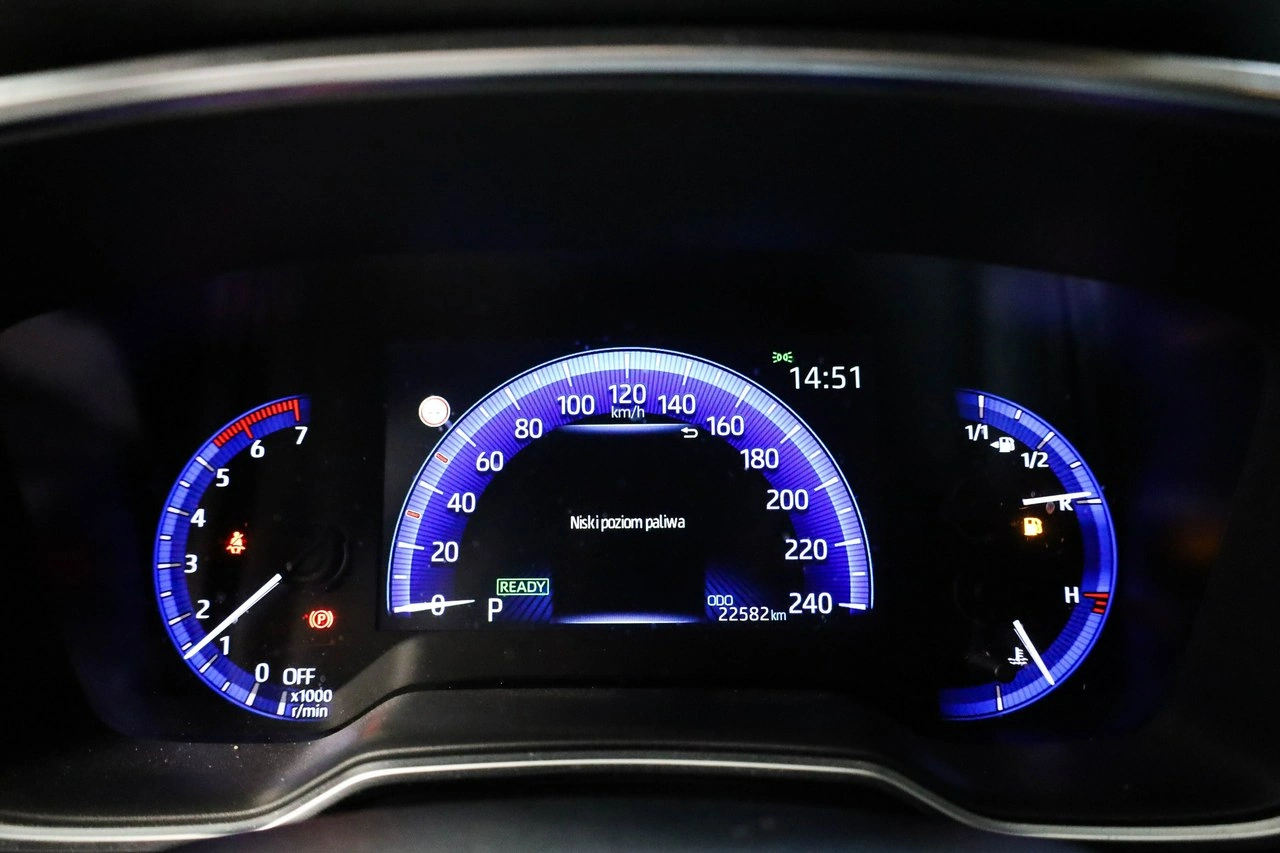 Toyota Corolla - Zdjęcie 17