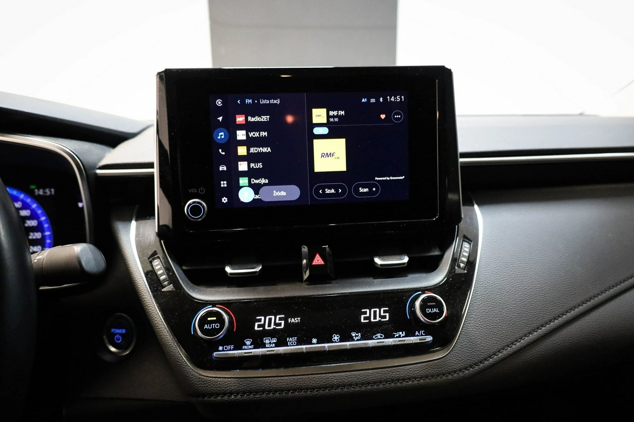 Toyota Corolla - Zdjęcie 18