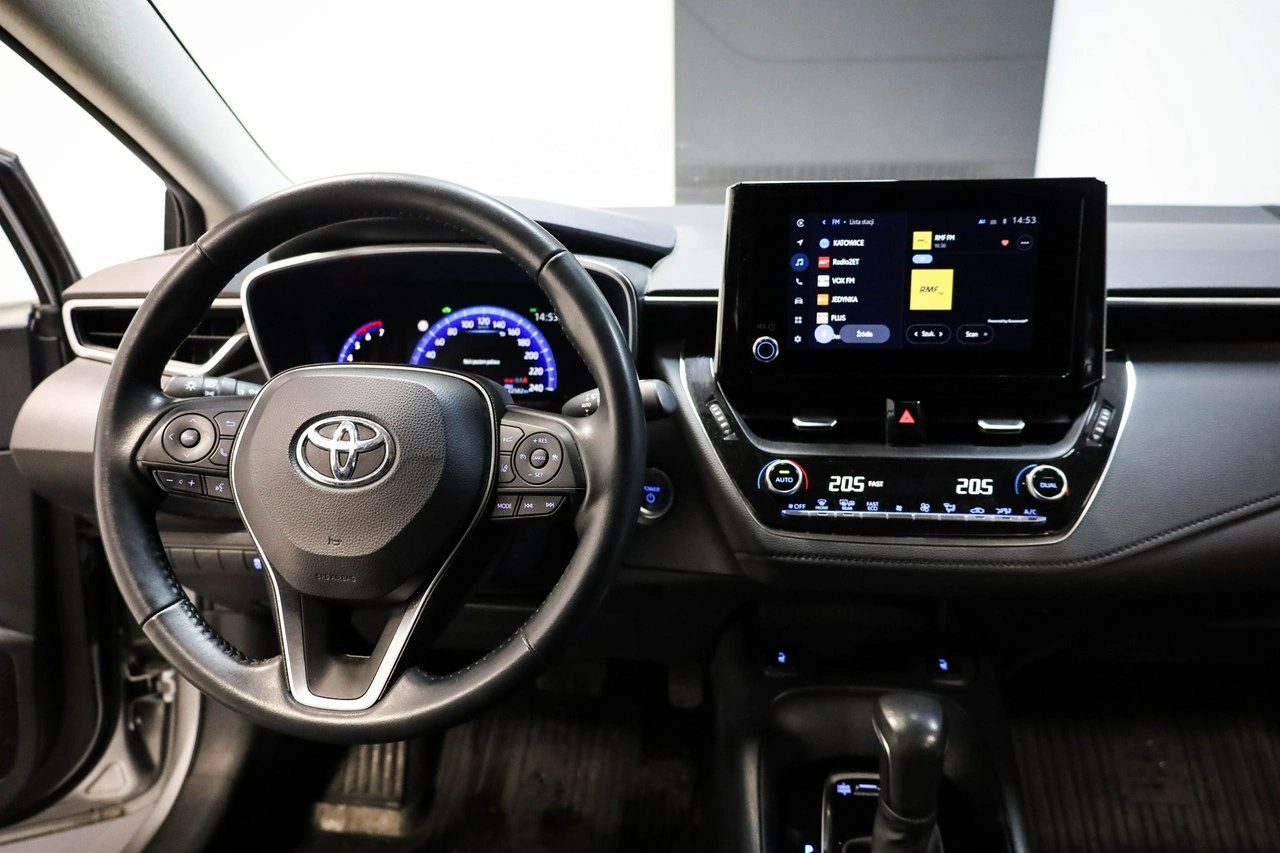 Toyota Corolla - Zdjęcie 21