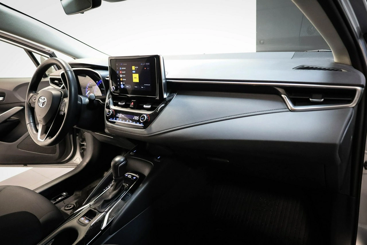 Toyota Corolla - Zdjęcie 22