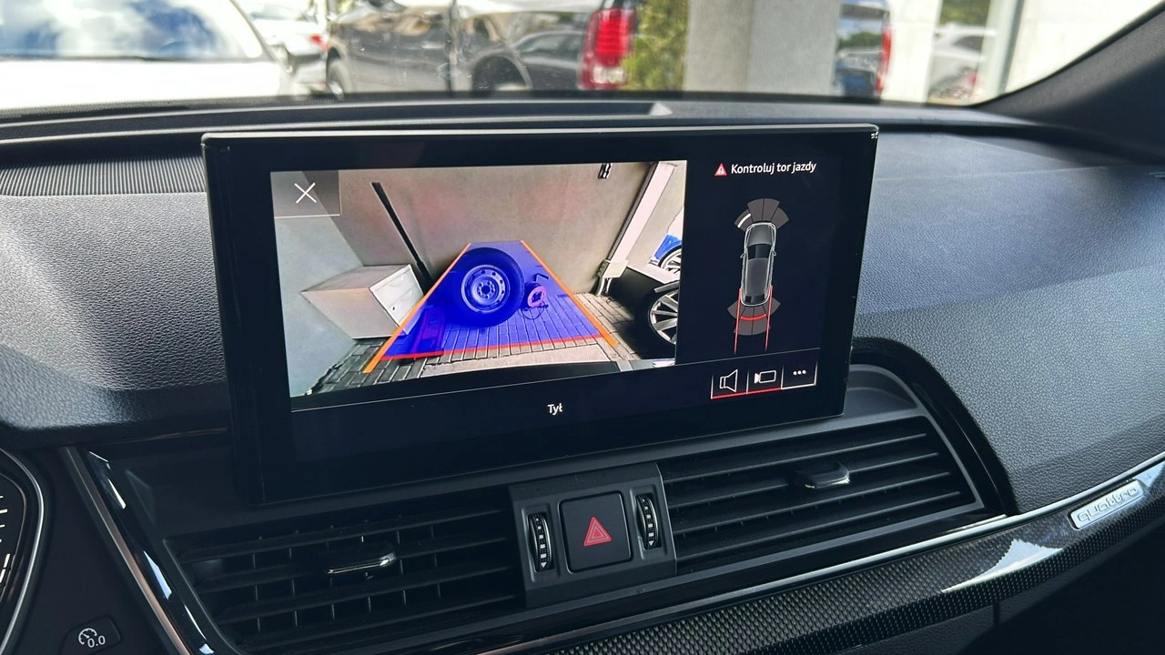 Audi SQ5 - Zdjęcie 10