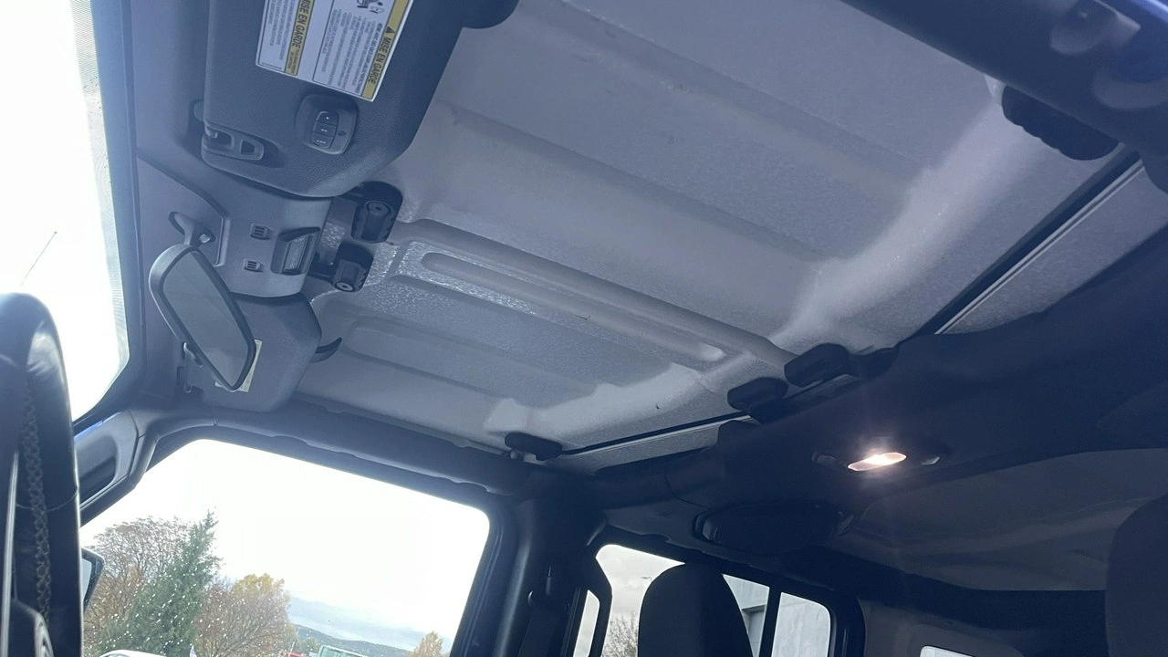 Jeep Wrangler - Zdjęcie 21