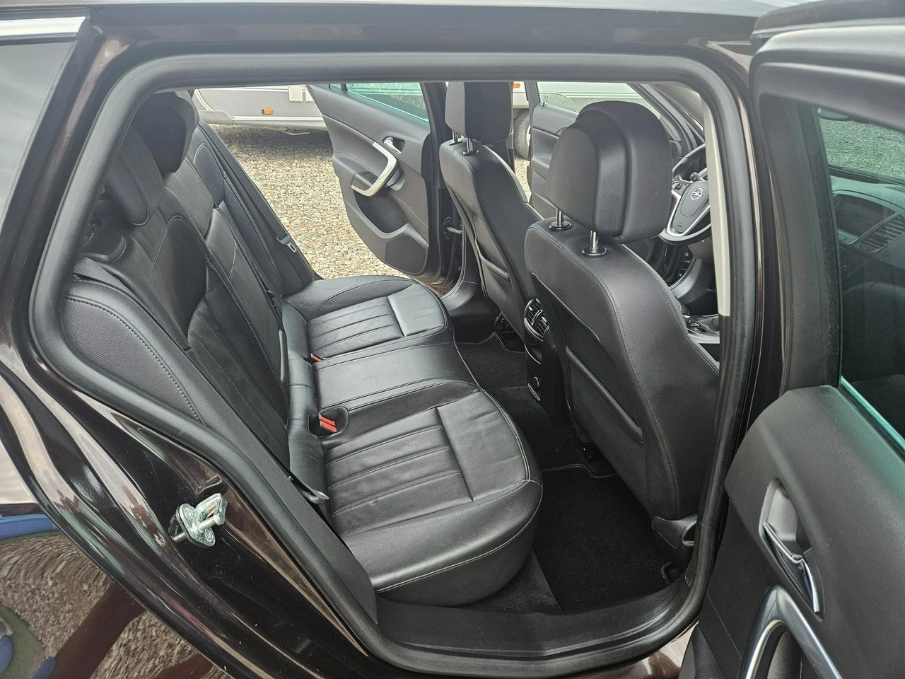 Opel Insignia - Zdjęcie 10