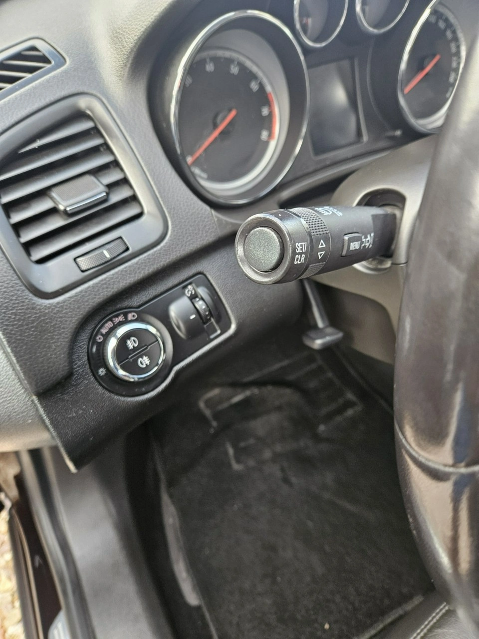 Opel Insignia - Zdjęcie 15