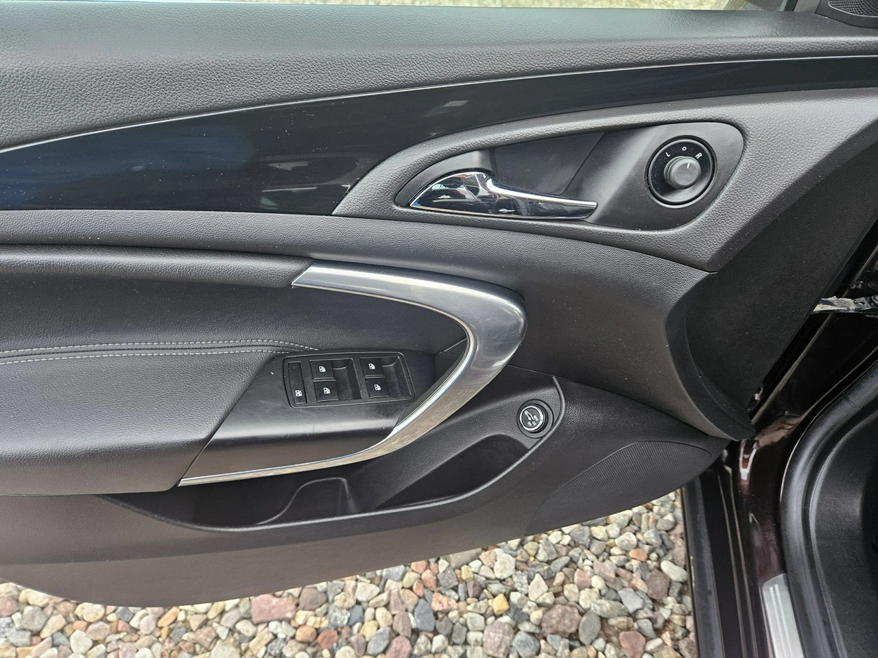 Opel Insignia - Zdjęcie 16