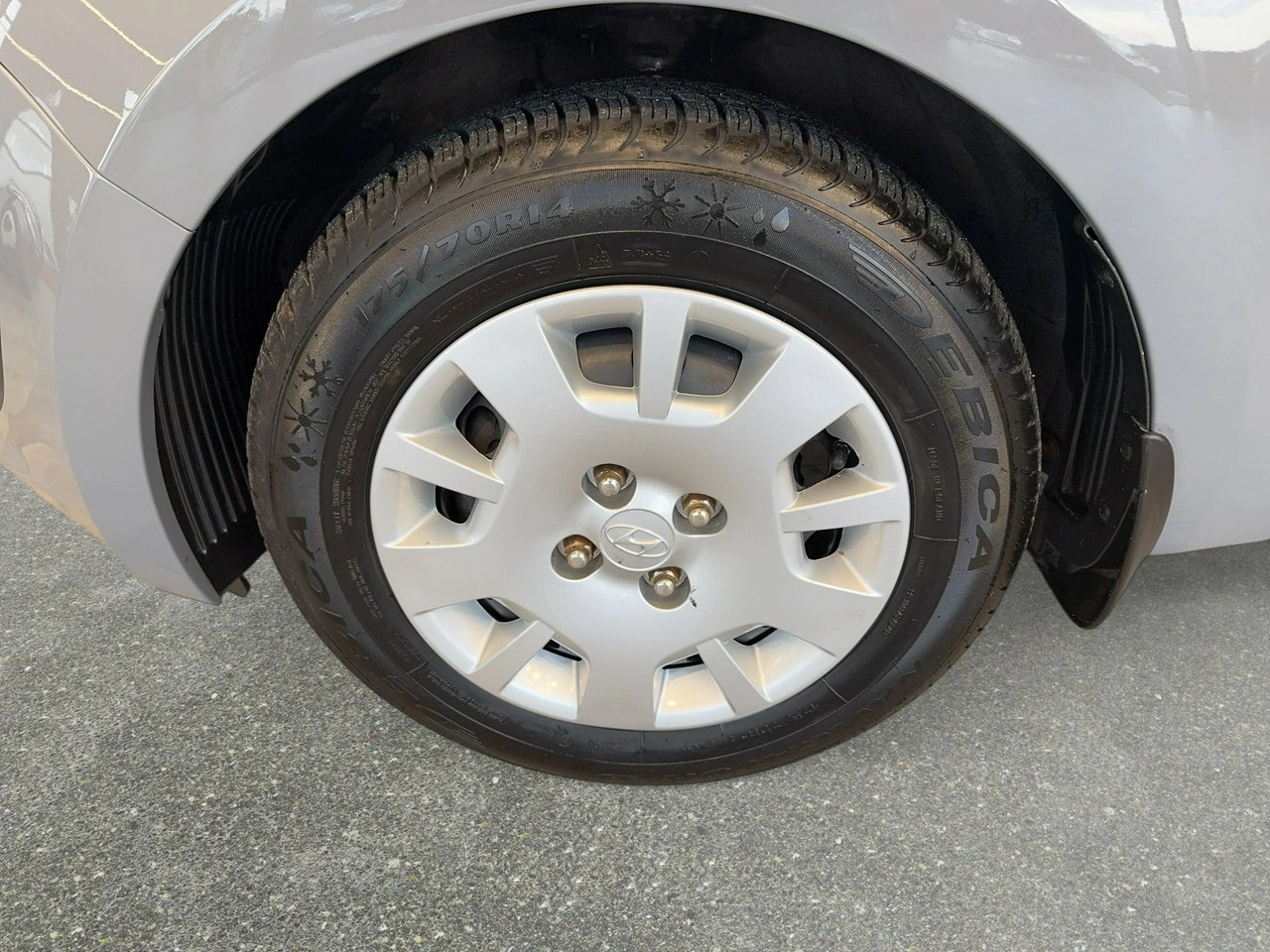 Hyundai i20 - Zdjęcie 8