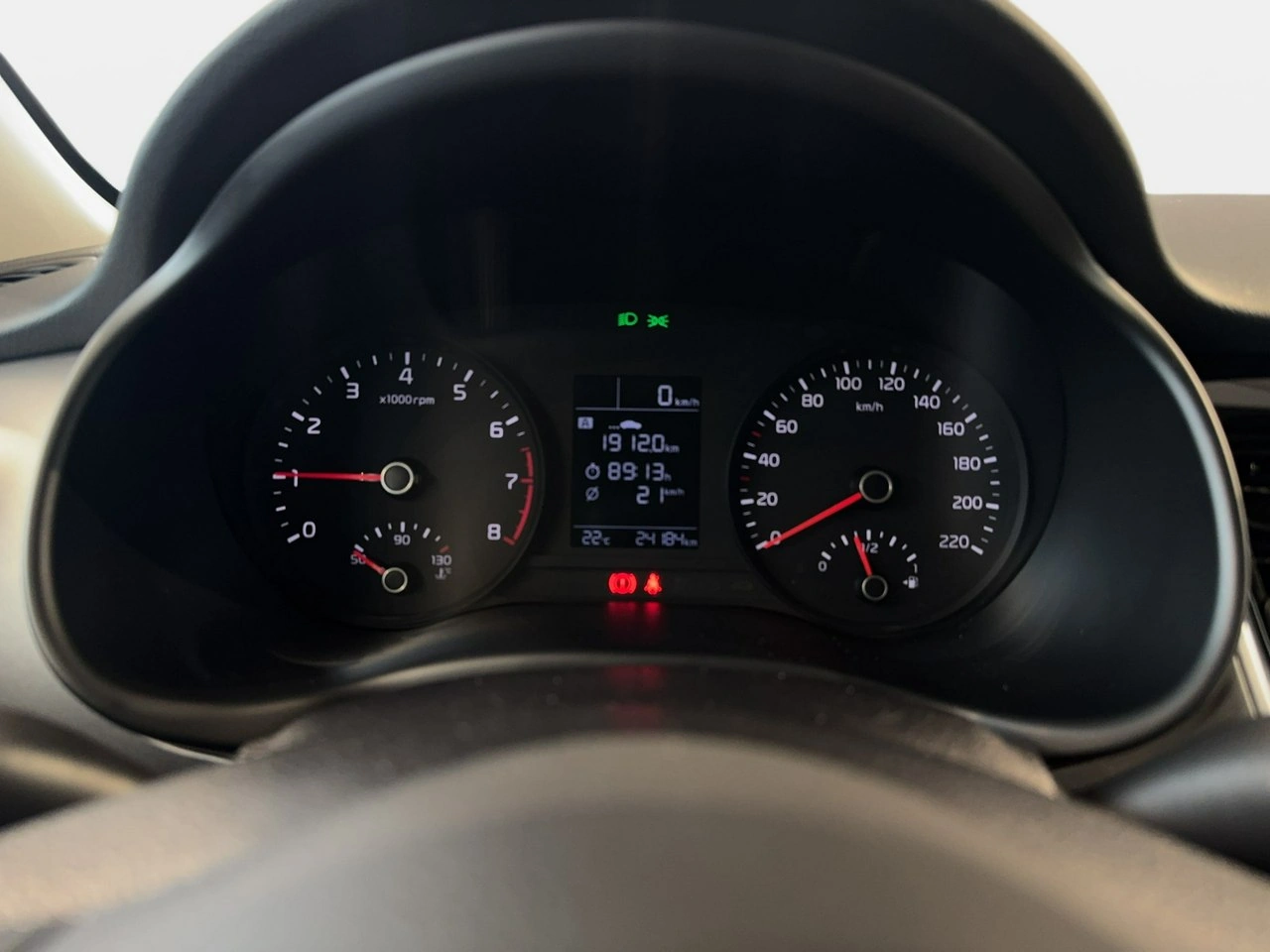 Kia Stonic - Zdjęcie 21