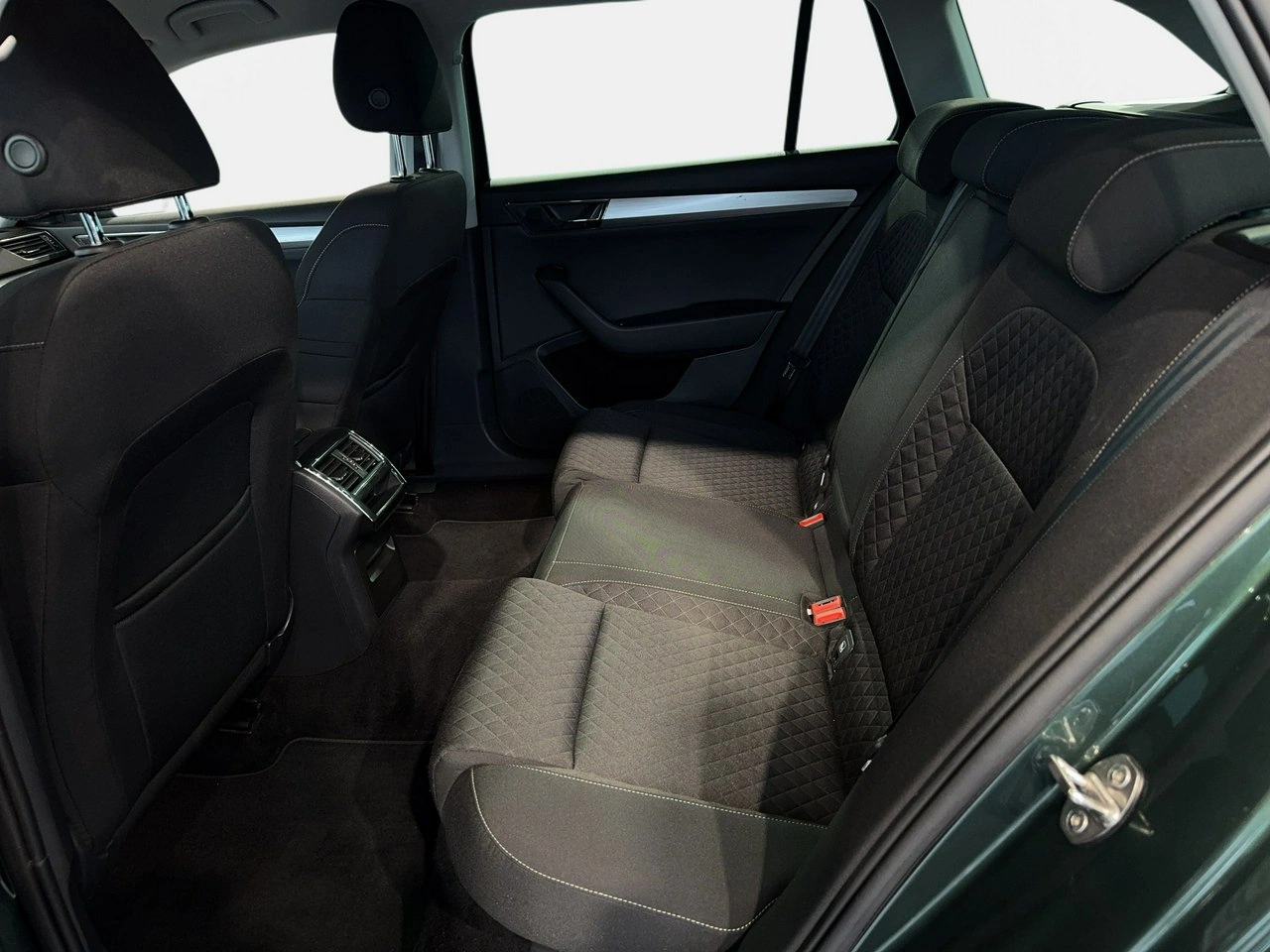 Skoda Superb - Zdjęcie 12