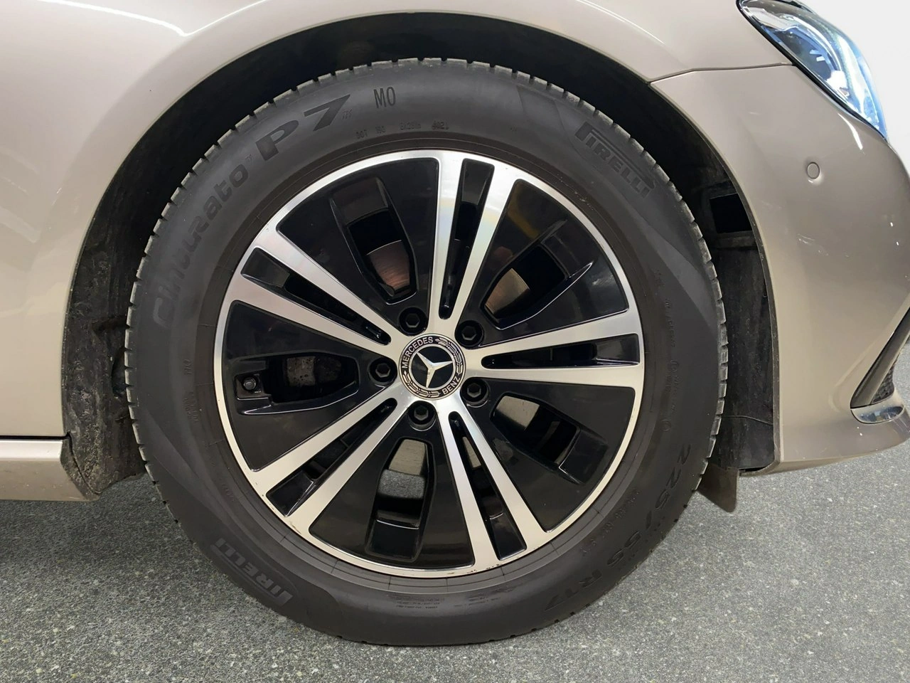 Mercedes E 220 - Zdjęcie 9