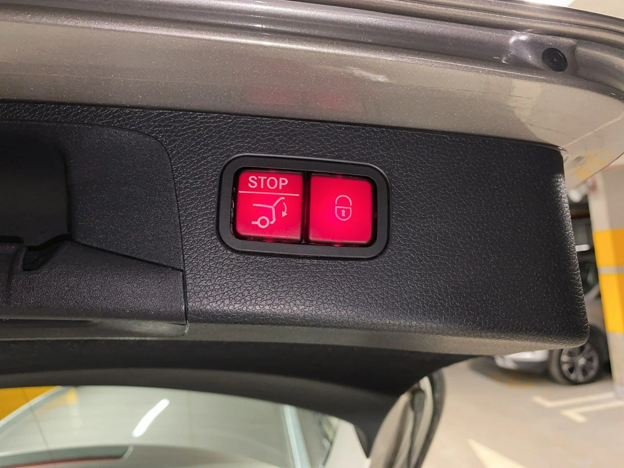 Mercedes E 220 - Zdjęcie 15