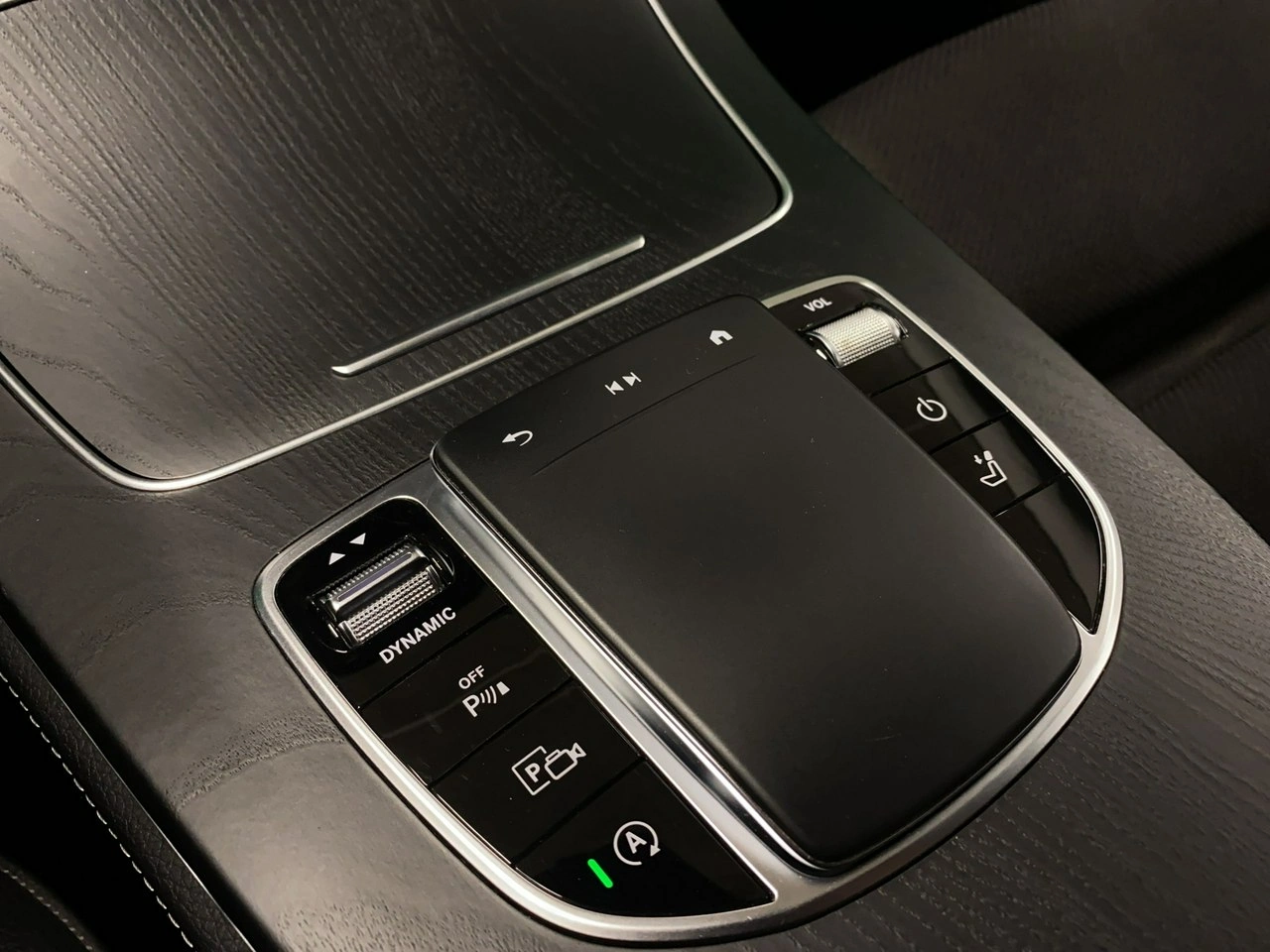 Mercedes E 220 - Zdjęcie 34