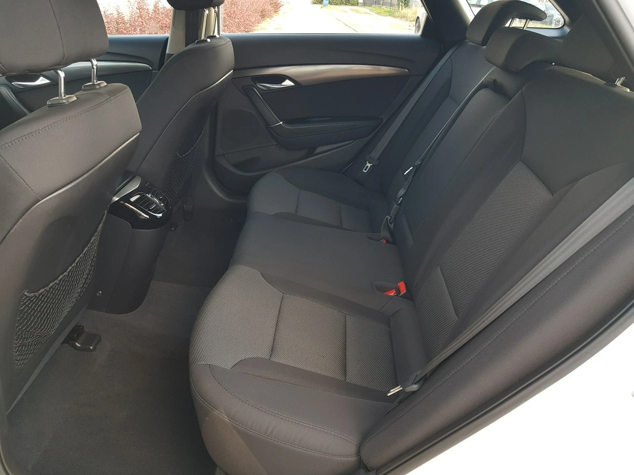 Hyundai i40 - Zdjęcie 10