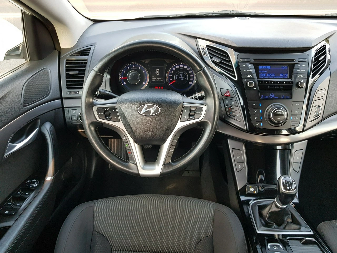 Hyundai i40 - Zdjęcie 12
