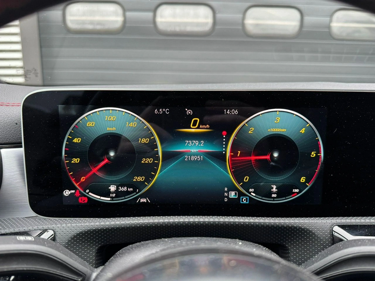 Mercedes CLA 180 - Zdjęcie 22